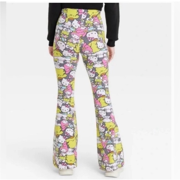VIRAL Sanrio Medium flare leggings Hello kitty and Friends **2 for 20** - Picture 4 of 6
